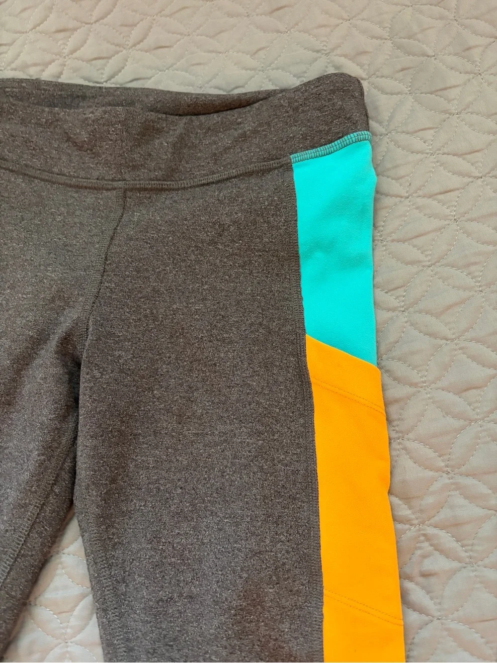 ALO Yoga Ascendent Gray Leggings with Orange & Teal Panels